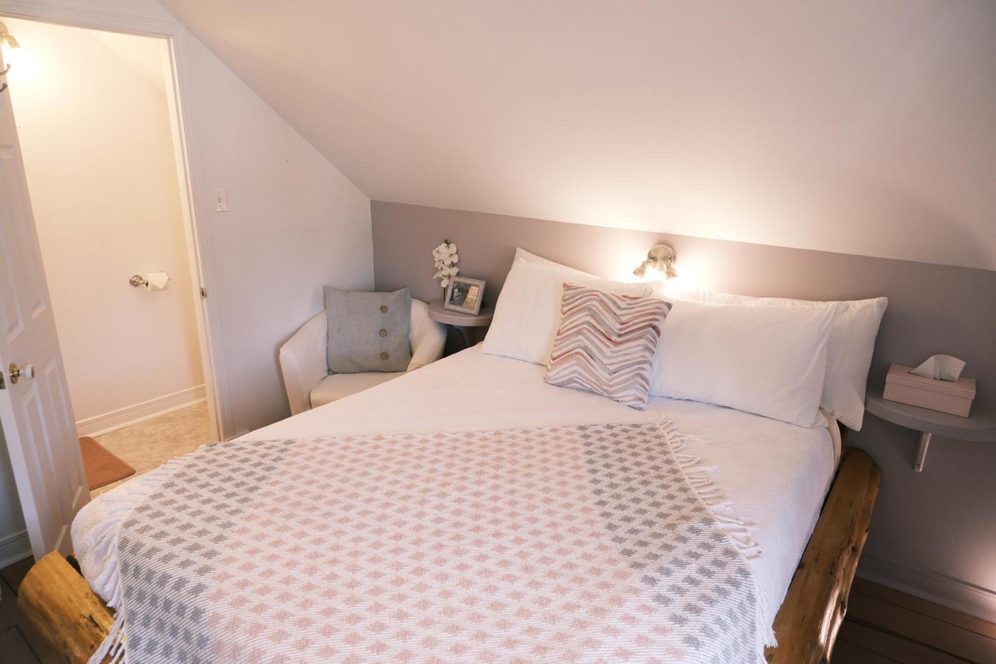Bed and Breakfast Les Pinsons Des Rives La Malbaie Habitación foto