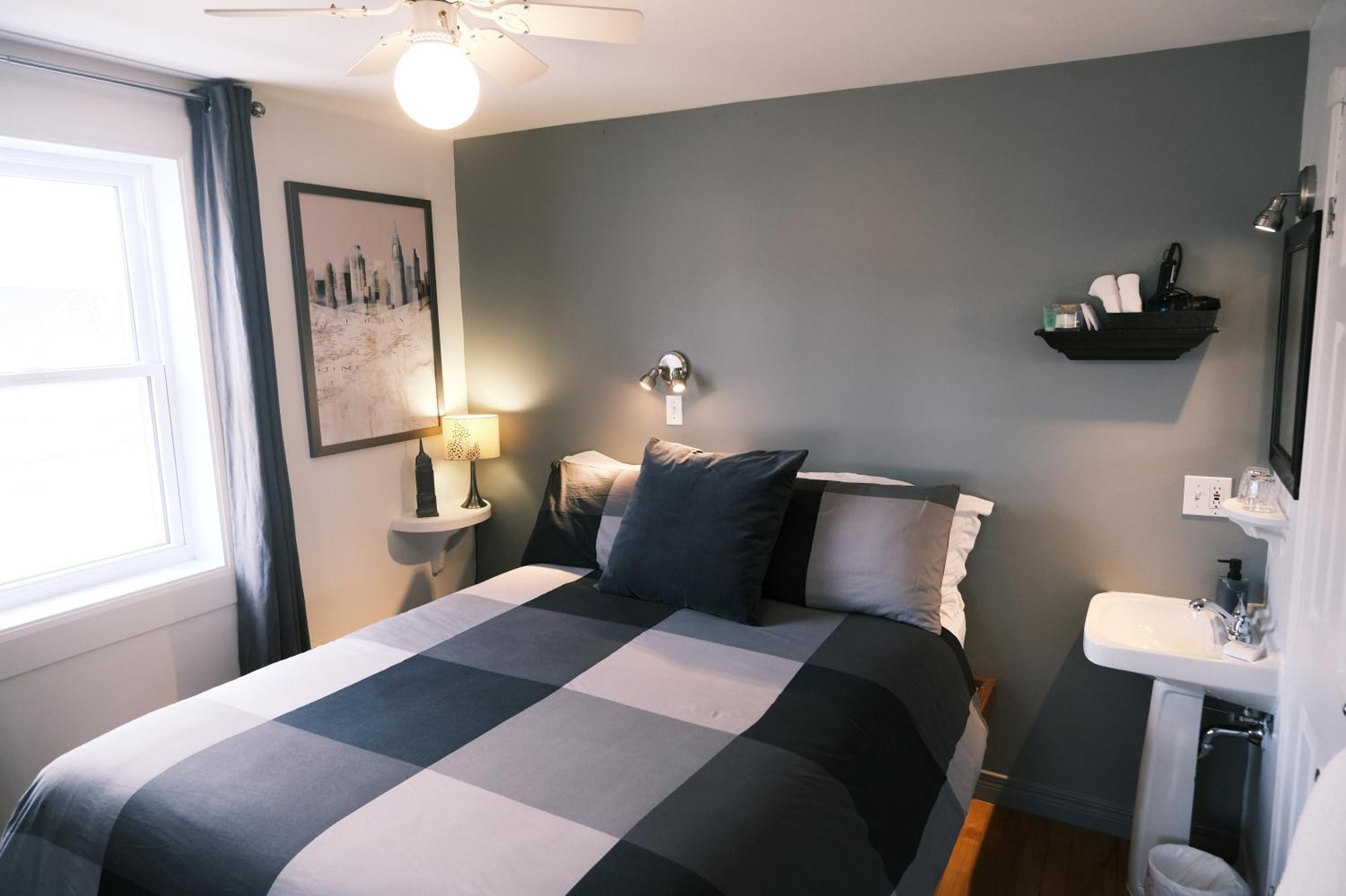 Bed and Breakfast Les Pinsons Des Rives La Malbaie Exterior foto